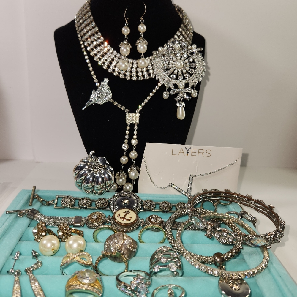 #2556, MID-CENTURY LOT,  SIGNED BROOCH, 925 RINGS ,  BRACELETS EARRINGS ETC